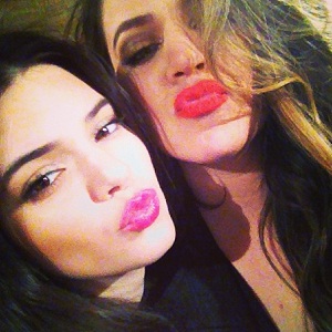 Khloe Kardashian, Kendall Jenner, Instagram Khloe Kardashian, Kendall Jenner, Instagram